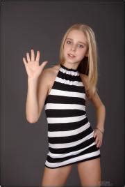Teenmodeling Anastasia Striped Mini B