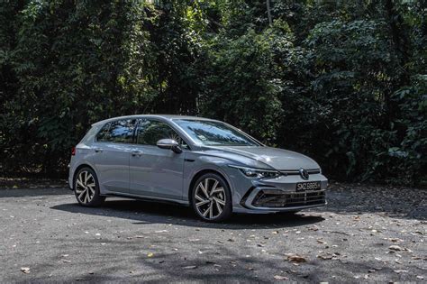 Volkswagen Golf R Line Etsi Mild Hybrid Review Raising The