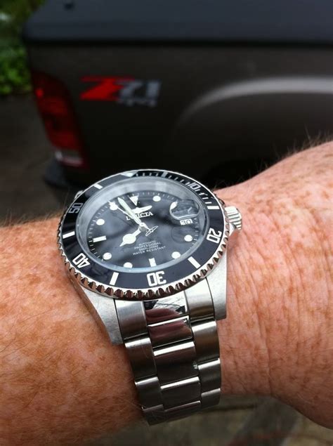 Best Buy: 15 Invicta Pro Diver Watches Under $100 ...