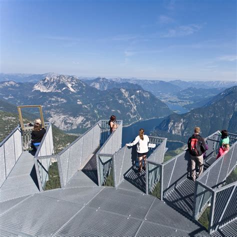 El establecimiento ofrece alojamientos con balcón y vistas a la montaña. Sommercard | Urlaubsangebote in Schladming-Dachstein