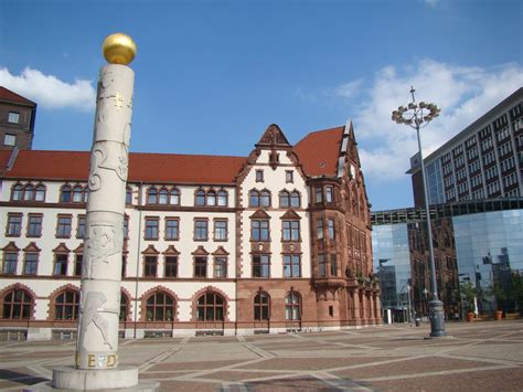 Lass dich vom komfort und der ausstattung unserer busse überzeugen. To Do in Dortmund Teil 3 - Was sehen Sie in der Innen ...