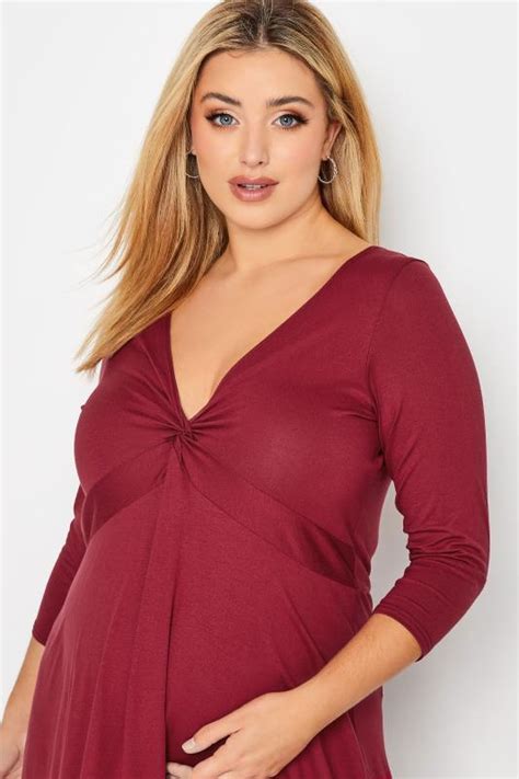 Bump It Up Maternity Plus Size Red Knot Top Yours Clothing