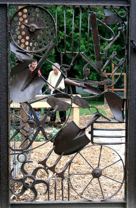 19 Creative Diy Rusted Metal Projects To Beautify Your Yard Diy Garden