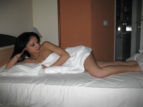 Naked Girls In Bed Pics XHamster