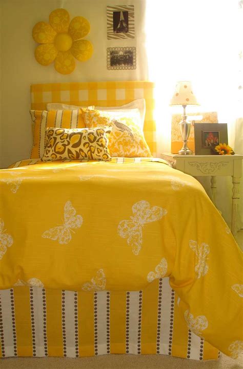 Price and stock could change after publish date, and we may make money from these links. 30 Beautiful Yellow Bedroom Design Ideas - Decoration Love