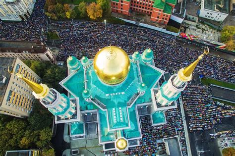Dimulai dari wisata religi, alam, sejarah, maupun kebudayaan. Deretan Wisata Religi Islami di Rusia, Masjid Katedral ...