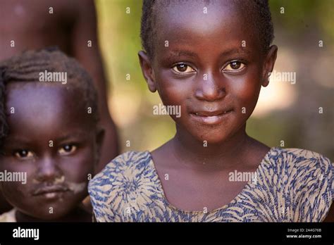 Africa Poor Children Hi Res Stock Photography And Images Alamy