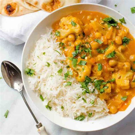 Chickpea And Cauliflower Curry
