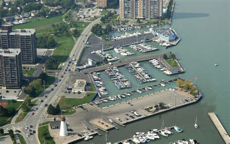 Riverside Marina In Windsor Ontario Canada In Windsor On Canada Marina Reviews Phone