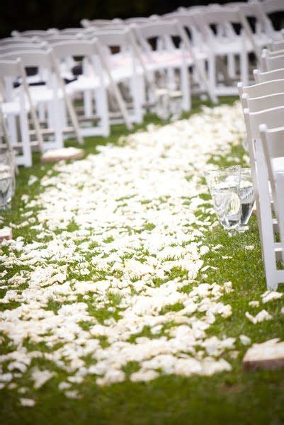 Cream And White Petals With Clear Glass Vases Rose Petal Aisle Wedding