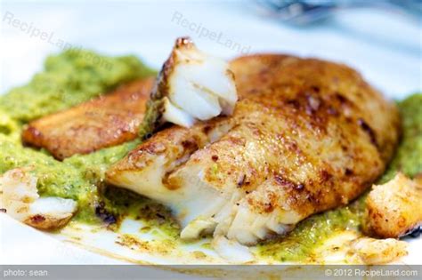 Because its intrinsic flavor is so mild, flounder can also take on assertive flavors. Grilled Fresh Flounder Fillets / Restaurant Style Stuffed ...