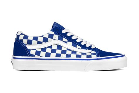 Draped in a bright red and white checkered colorway, these shoes feature a combination of suede and canvas upper with the iconic vans leather logos on. Out Now: Vans Old Skool Checkerboard Pack • KicksOnFire.com