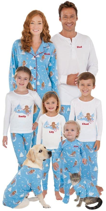 Mom, dad, kids, and even the baby! Pajamas for the Family with Cute Holiday Family Collections!