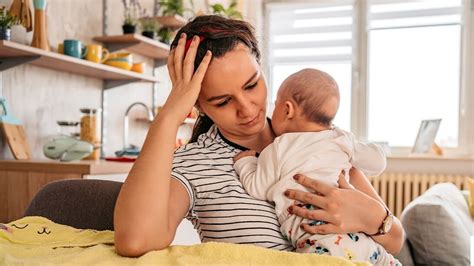Postpartum Depression In Young Mothers Tips On Early Identification