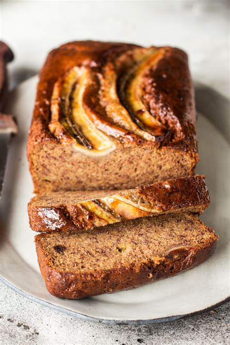 A mini eggless banana bread recipe that is moist and tender without being soggy, has a great. Pin auf Bakin Mad