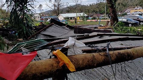 super tufão rai impacta as filipinas com ventos arrasadores de 260 km h