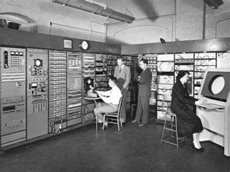 1960年：首个实时操作计算机whirlwindibm服务器服务器产业 中关村在线