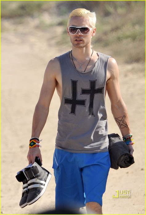Jared Leto Bleached Blonde At The Beach Photo 2466125 Jared Leto
