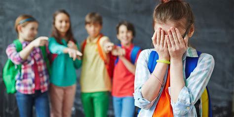 Ever wondered what mobbing means? Mobbing in der Schule: Hintergründe, Folgen ...