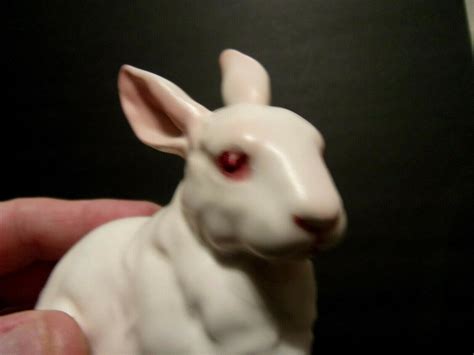 Vintage Lefton Bunny Rabbits Pair 2 Porcelain Figurines White Hand Painted 3824632050