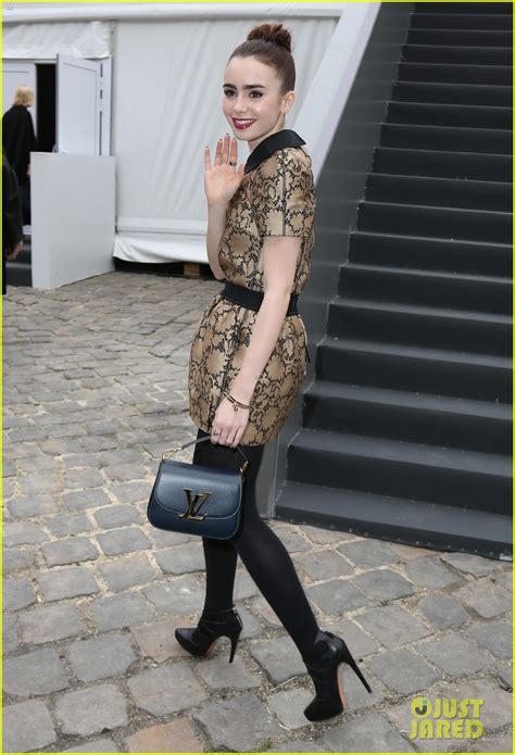 Naomi Watts And Jessica Chastain Louis Vuitton Fashion Show Photo