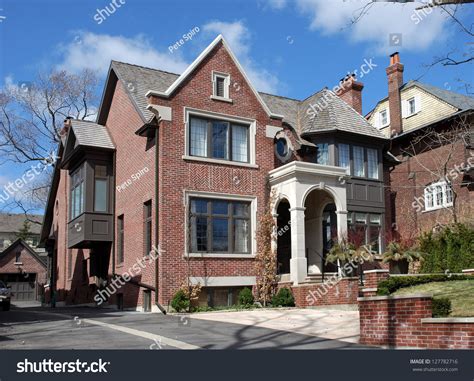 Suburban Middle Class House Stock Photo 127782716 Shutterstock