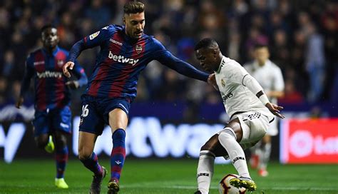 Here's everything you need to know ahead of the clash. Real Madrid 2-1 Levante: VER resultado, incidencias y ...