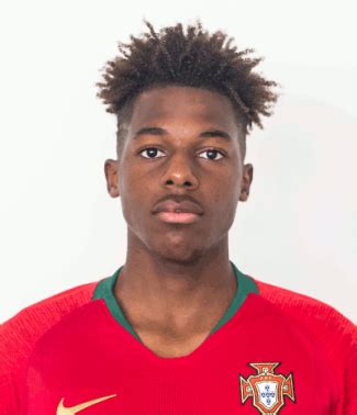 Official profile of nuno tavares at sport lisboa e benfica website. FPF > Jogadores > Jogador