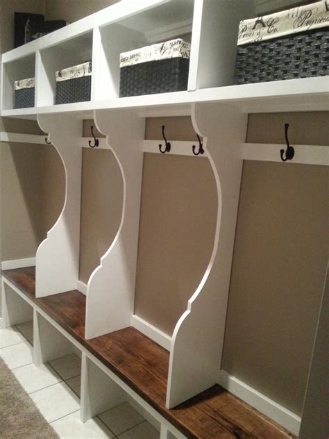 I have been searching hi & low for plans for a mudroom locker system. Ana White | Mudroom Locker System - DIY Projects