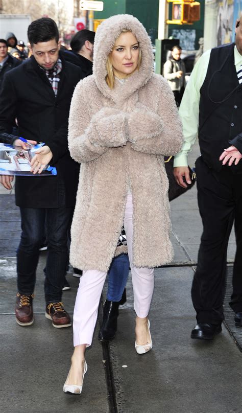 Kate Hudsons Many Coats Go Fug Yourself