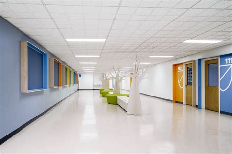 Taktik Design Montréal School Interior Elementary Schools School