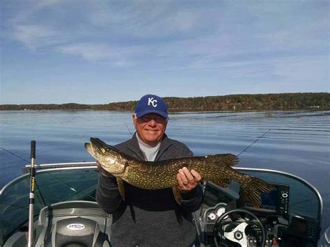 Hayward Wi Fishing Guide20 Mike Best Guide Service