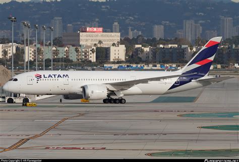 Agenda tu asesoría virtual y planifica tus próximas vacaciones con la ayuda de nuestros expertos. CC-BBJ LATAM Airlines Chile Boeing 787-8 Dreamliner Photo ...