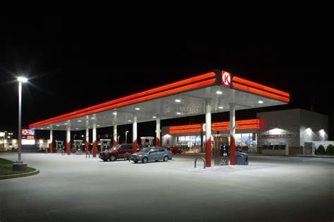 Historically, natural gas reached an all time high of 15.78 in december of 2005. Gas Stations