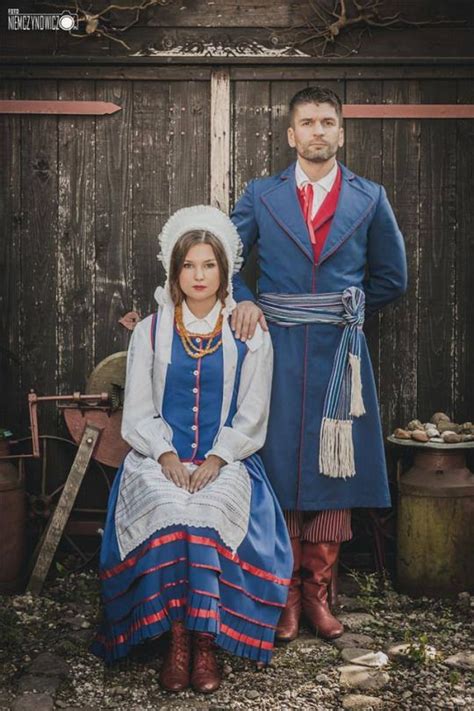 Costumes From The Region Of Warmia Poland Photo Polish Folk Costumes Polskie Stroje