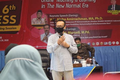 Pendidikan jarak jauh yang semakin disukai dan dijadikan preferensi banyak orang tidak menjadikannya mulus tanpa masalah. Pakar Pendidikan Unesa Beberkan Desain Pembelajaran Jarak ...
