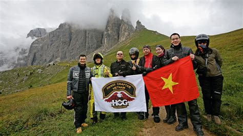 Hier ein bericht von mir über eine feier, bei der boat people aus vietnam (und ihre kinder) deutschland für die aufnahme dankten. Tour | Tourenfahrer