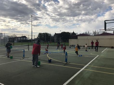 Definition of lawn tennis in the audioenglish.org dictionary. About TennisEd | TennisEd