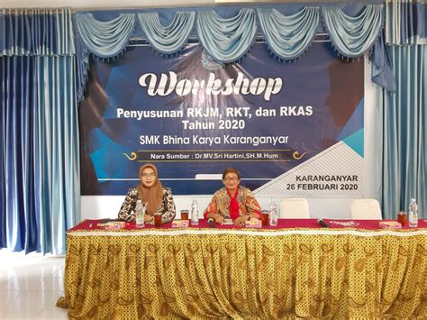 Video ini ngejelasin deskripsi kejuruan yang ada di smkn 26 jakarta, well mungkin agak boring juga karena. Workshop SMK Bhina Karya Karanganyar