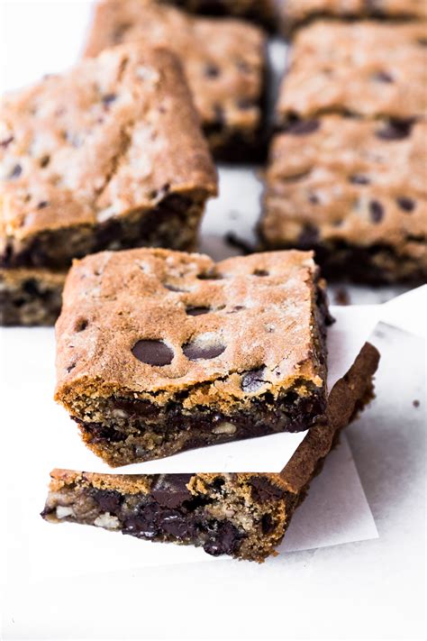 Ma qual è il modo più semplice, veloce ed efficace per scioglierlo? Bionde tostate con noci e cioccolato fondente