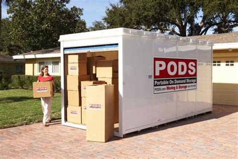 16 Expert Tips For Moving On A Budget Moving Containers Pods Moving
