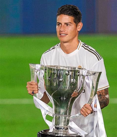 James rodriguez instagram is full of personal and sweet moments. Pin by Feroz Waseem on Real Madrid in 2020 | James ...