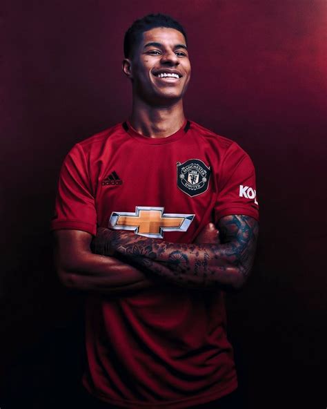 Aspect ratios and native resolutions supported like 16:9, 21:9, 16:10, and 4:3. Pin on Manchester united