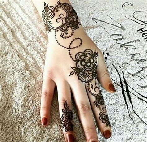 Pin By Aria Desai On Designing Henna Art Designs Rose Mehndi Designs