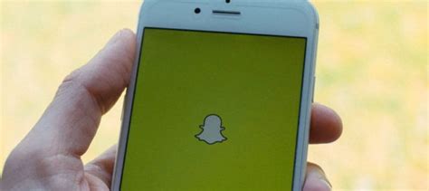 Snapchat Pips Facebook In Q4 2017 In Us Internet News India Tv