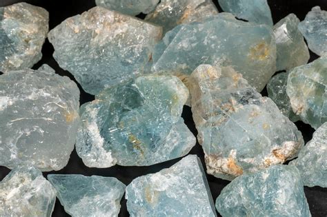 Blue Topaz Meanings And Crystal Properties The Crystal Council