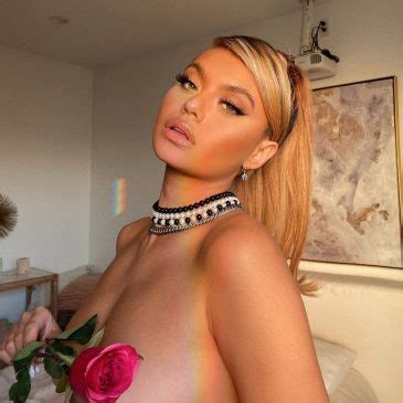 Sofia Jamora Poses Topless 9 Photos Video TheSexTube