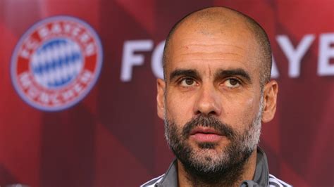 Pep guardiola former footballer from spain defensive midfield last club: Pep Guardiola y el dulce sabor de la derrota con el Bayern