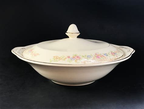 Paden City Pottery 95 Inch Covered Ceramic Serving Bowl With Etsy