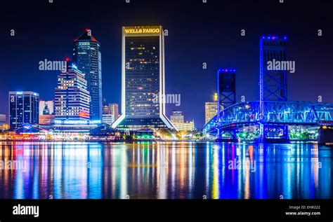 Jacksonville Florida June 23 The Jacksonville Skyline At Night